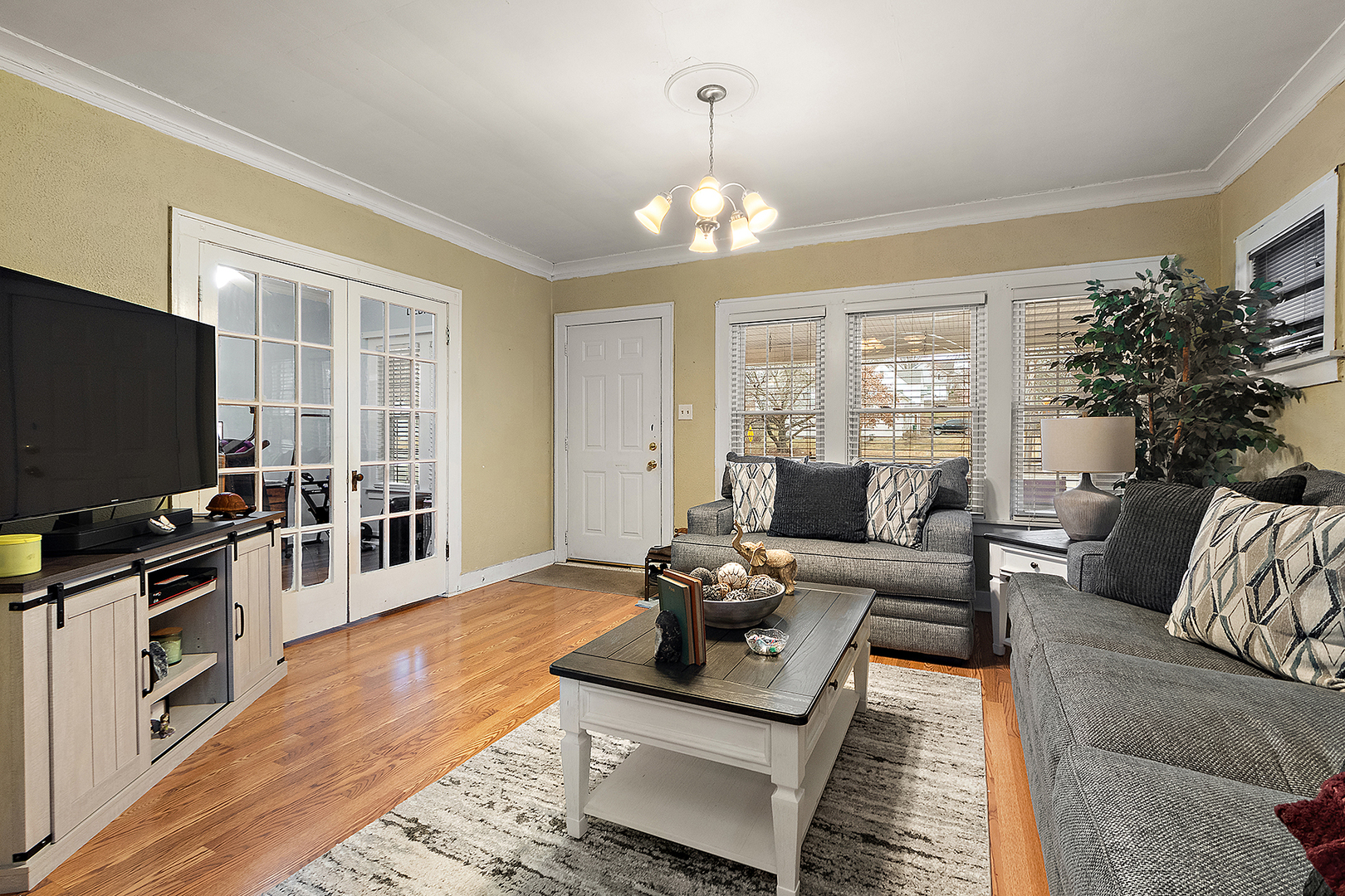 107 South State Street Lockport, IL 60441 - Photo 14 of 34