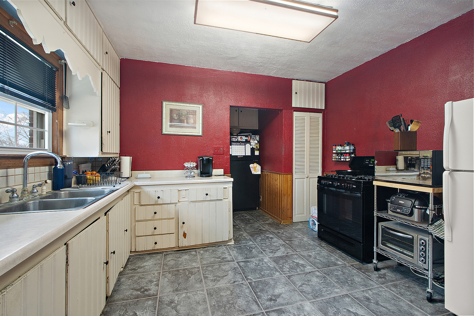 107 South State Street Lockport, IL 60441 - Photo 19 of 34