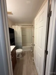 $2,000 | 8416B Bramblebush Circle, Clay, NY 13090