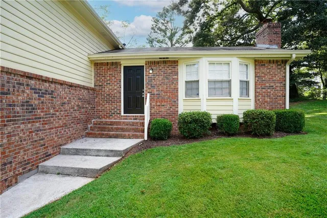 $252,000 | 2063 Wellborn Close, Lithonia, GA 30058