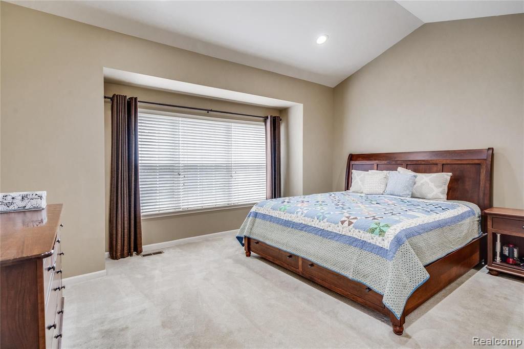 758 East Bluff Court Rochester Hills, MI 48306 - Photo 14 of 28
