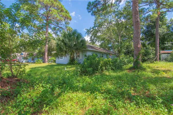 $1,800 | 8775 24th Street, Vero Beach, FL 32966