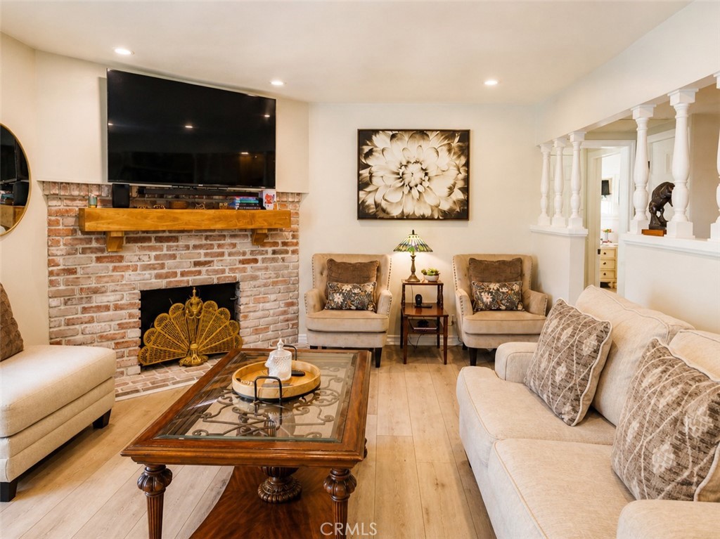 10473 Pico Vista Road Downey, CA 90241 - Photo 11 of 33