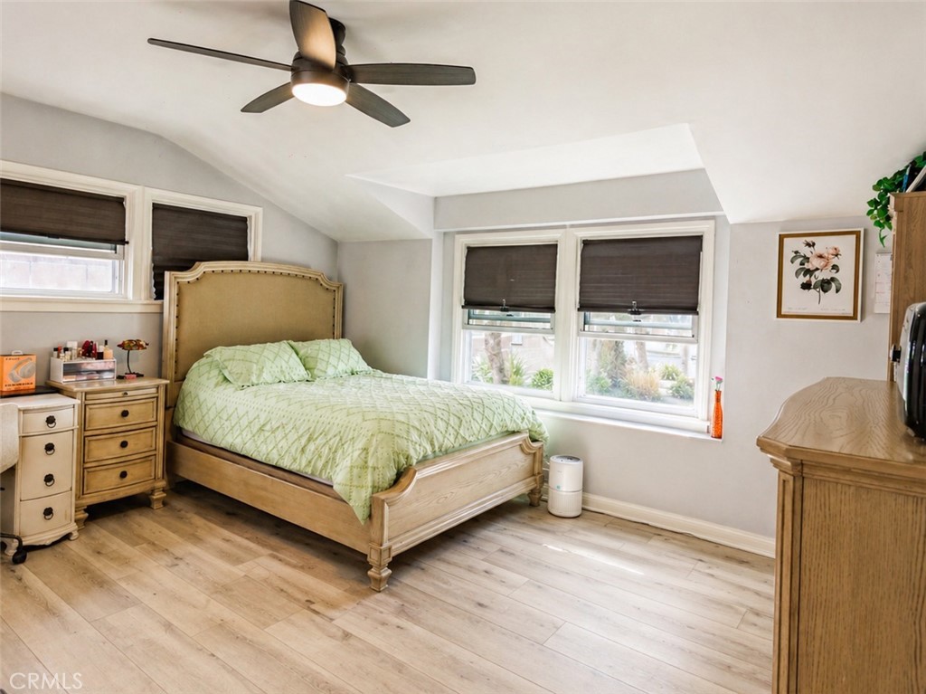10473 Pico Vista Road Downey, CA 90241 - Photo 22 of 33