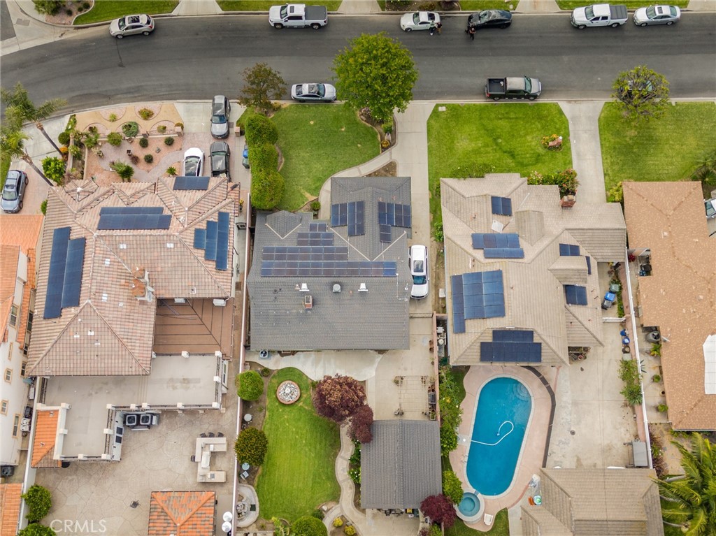 10473 Pico Vista Road Downey, CA 90241 - Photo 5 of 33