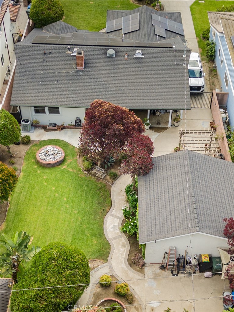 10473 Pico Vista Road Downey, CA 90241 - Photo 6 of 33