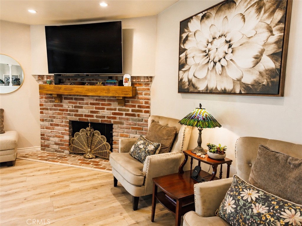 10473 Pico Vista Road Downey, CA 90241 - Photo 10 of 33