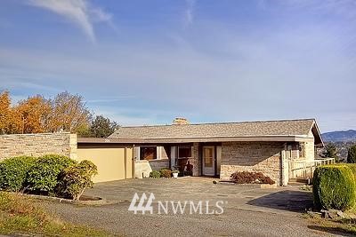 306 Seneca Avenue Northwest Renton, WA 98057 - Photo 1 of 1