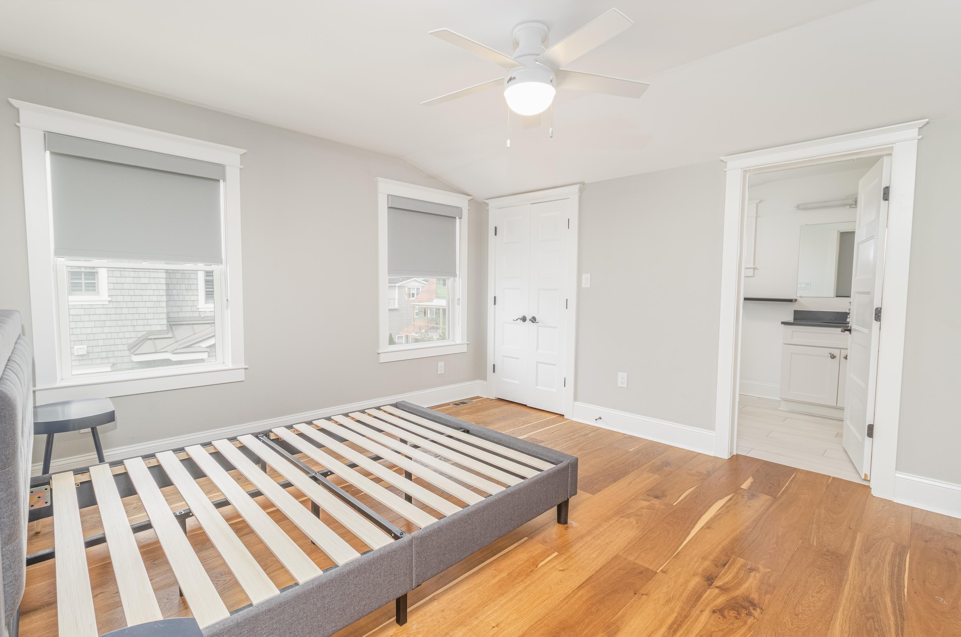 25 West 32nd Avalon, NJ 08202 - Photo 32 of 40 a view of a room with wooden floor and windows