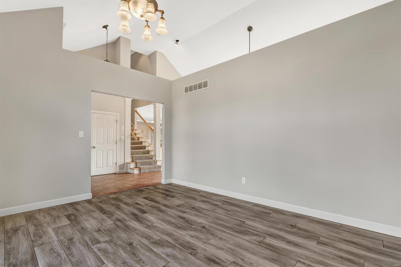 4223 Austin Ridge Drive St. Charles, MO 63304 - Photo 10 of 37