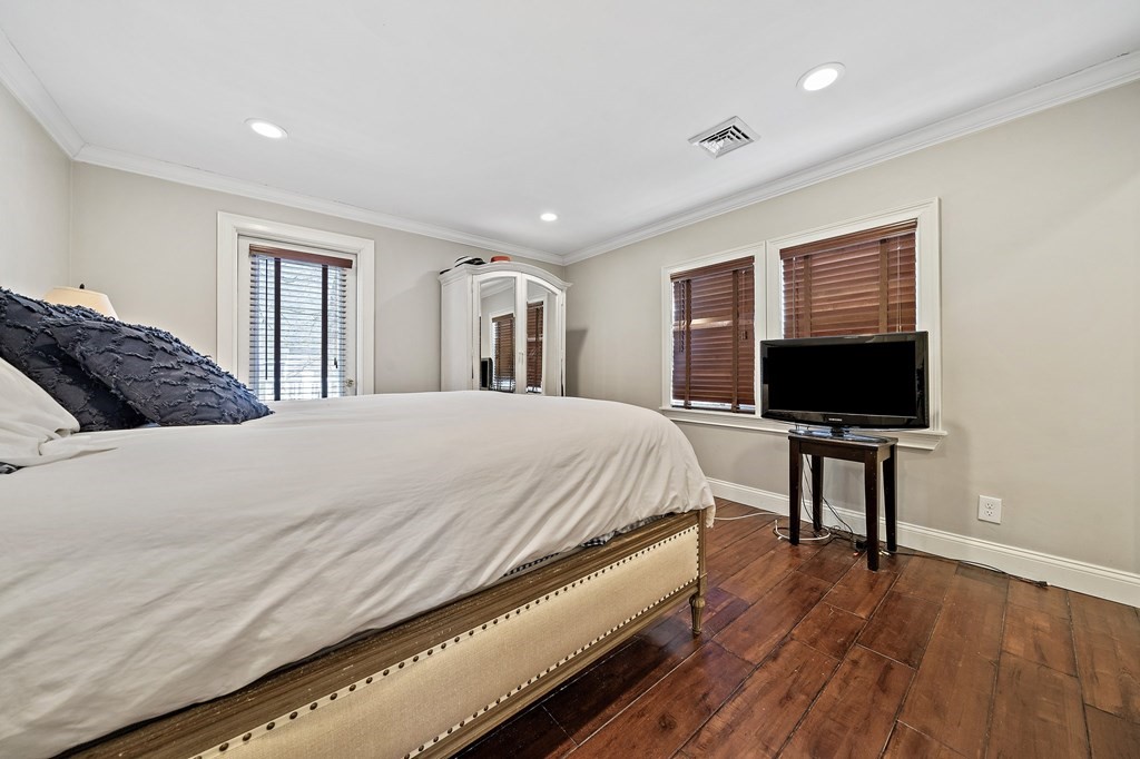 603 Pleasant Street Milton, MA 02186 - Photo 14 of 32