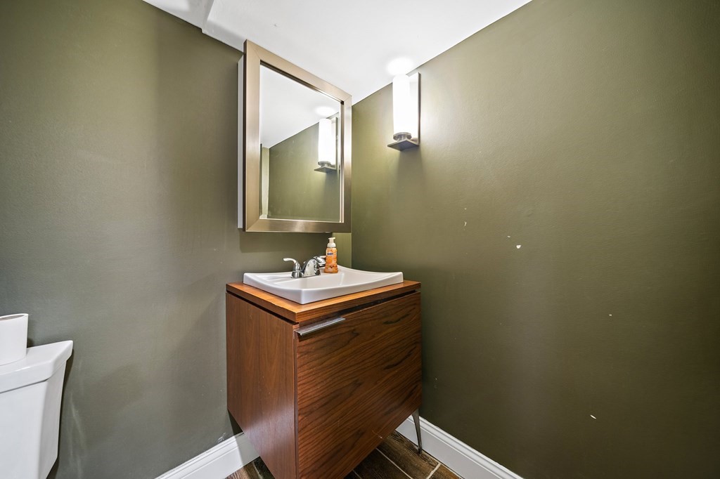 603 Pleasant Street Milton, MA 02186 - Photo 24 of 32