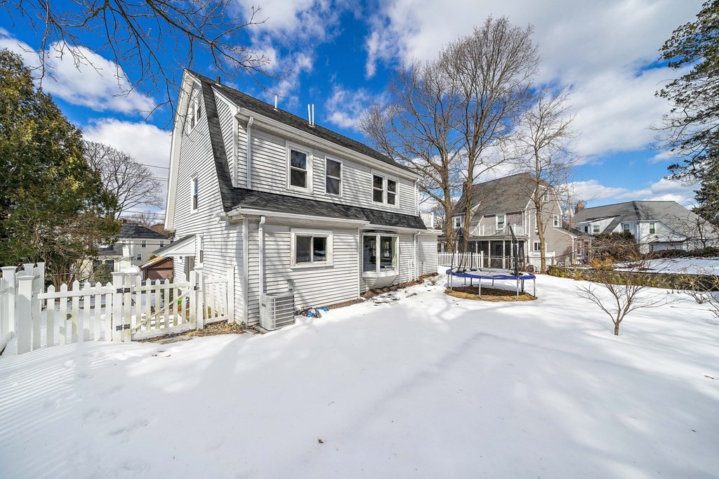 603 Pleasant Street Milton, MA 02186 - Photo 25 of 32