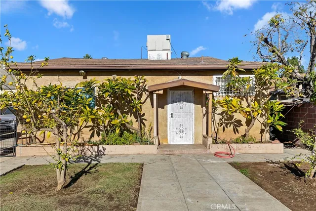 a view of a basket ball ground
