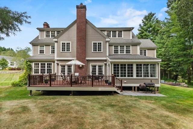 $2,449,000 | 1080 North Street, Walpole, MA 02081