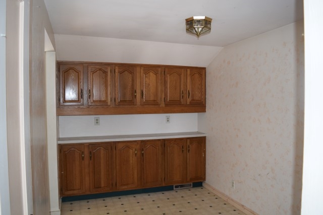 13 Lyons Street Rochester, NH 03867 - Photo 6 of 28