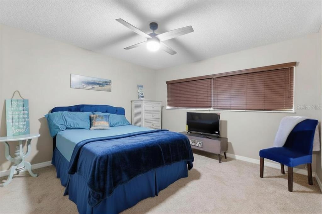 2074 Sunset Point Road, Unit 137 Clearwater, FL 33765 - Photo 22 of 34