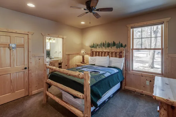 $104,000 | 35395 Vacation Drive, Unit 11, Pequot Lakes, MN 56472