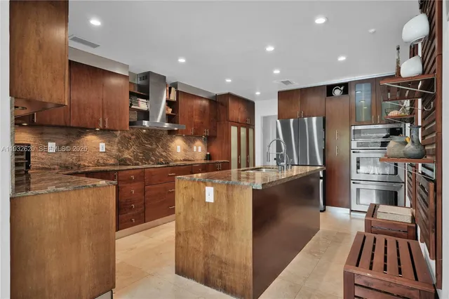 $7,700 | 2101 Northeast 211th Terrace, Miami, FL 33179