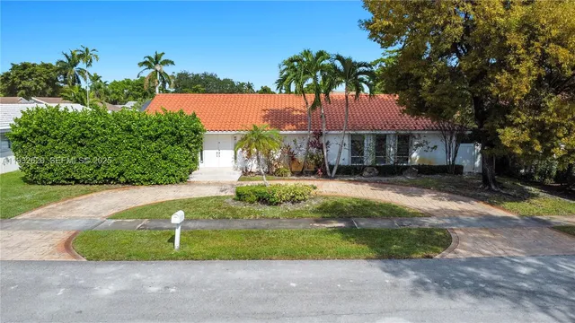 $7,700 | 2101 Northeast 211th Terrace, Miami, FL 33179