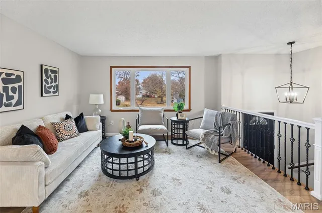 $235,000 | 4714 Snow White Terrace, Alton, IL 62002