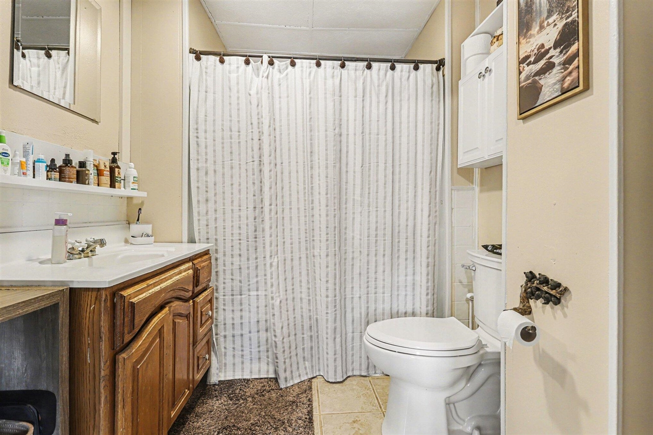 811 9th Street Three Rivers, MI 49093 - Photo 9 of 19