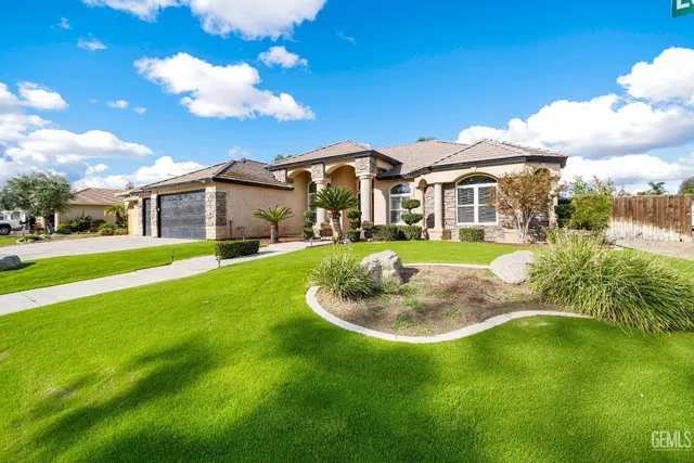 $609,999 | Undisclosed Address, Bakersfield, CA 93314