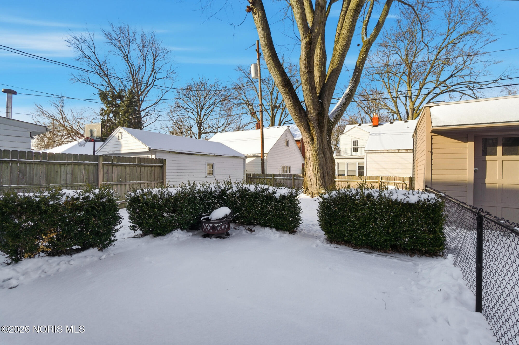 3839 Garrison Road Toledo, OH 43613 - Photo 36 of 45 184