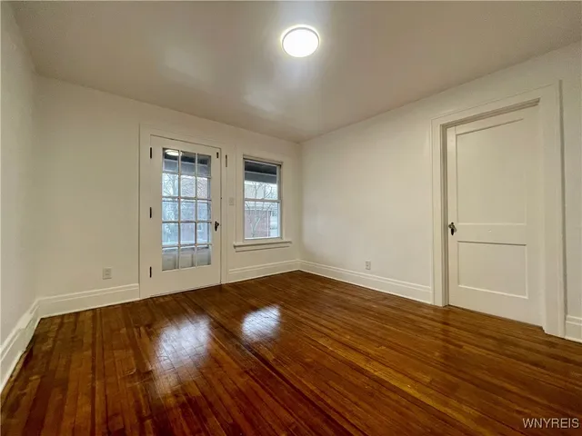 $1,100 | 434 23rd Street, Niagara Falls, NY 14303