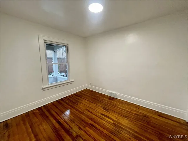 $1,100 | 434 23rd Street, Niagara Falls, NY 14303