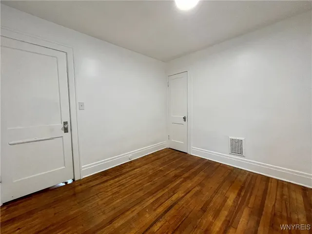 $1,100 | 434 23rd Street, Niagara Falls, NY 14303