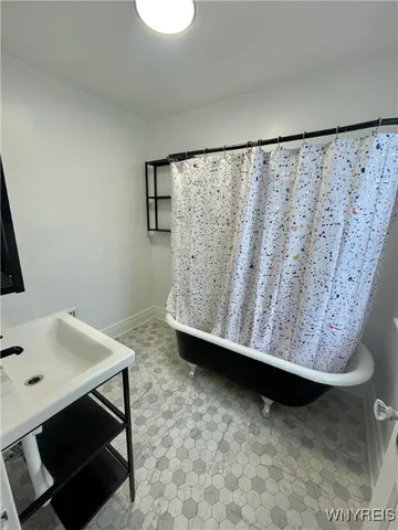 $1,100 | 434 23rd Street, Niagara Falls, NY 14303