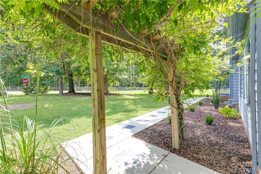 14521 Happy Hill Road Chester, VA 23831 - Photo 7 of 45 Gallery Image 7