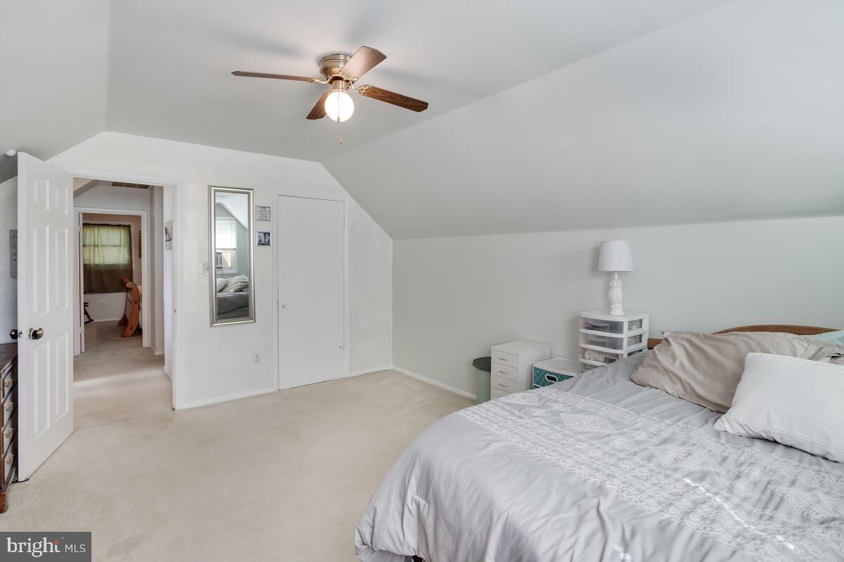 215 Brent Road Waldorf, MD 20602 - Photo 26 of 35 Upper Level Bedroom 1