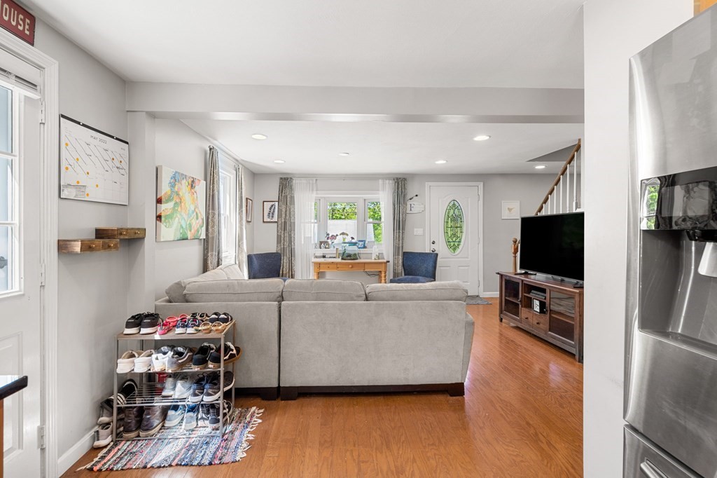 32 Fox Hill Road Billerica, MA 01821 - Photo 19 of 40
