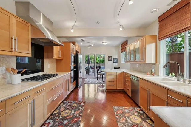 $1,298,000 | 6712 Cantil Street, Carlsbad, CA 92009