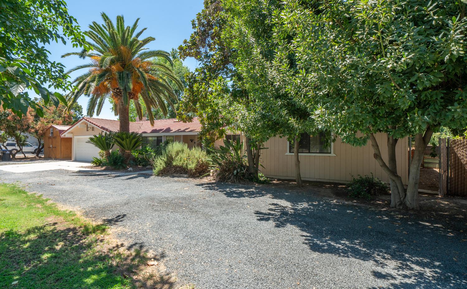 12502 Road 37 1/2 Madera, CA 93636 - Photo 38 of 79 a view of a house with a street