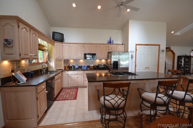 268 Sheps Point Drive Reedville, VA 22539 - Photo 5 of 26