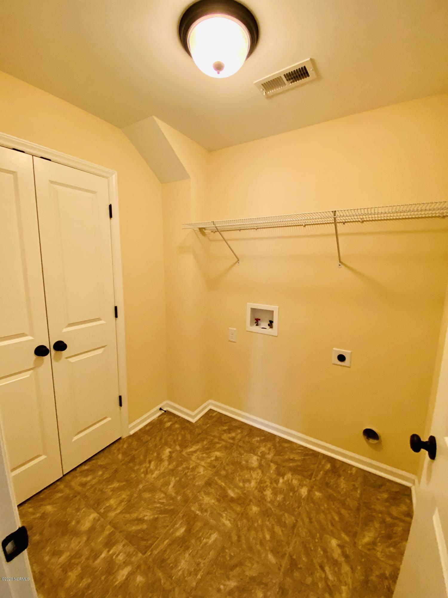 3412 Rounding Bend Drive Winterville, NC 28590 - Photo 30 of 36 Laundry Room