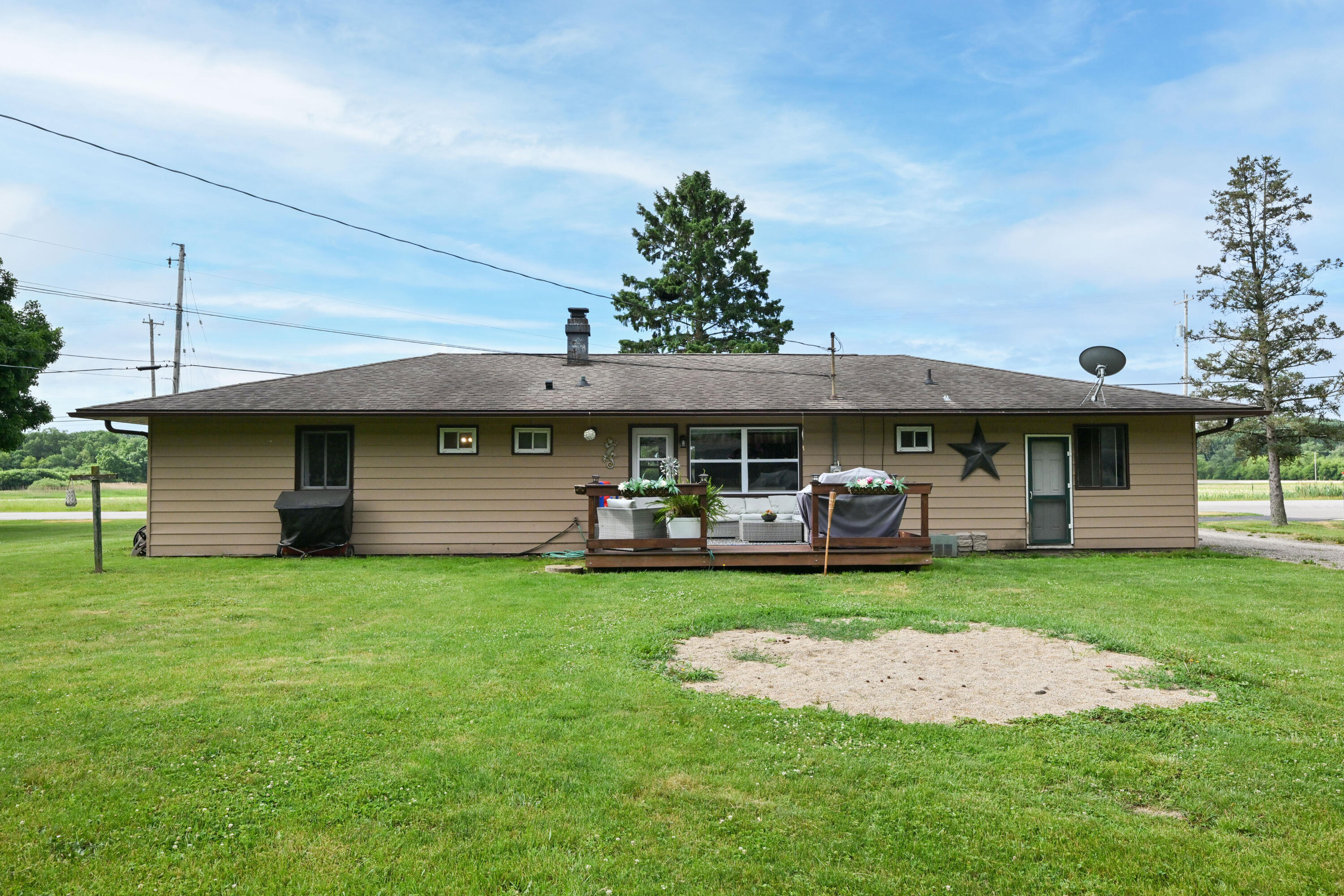 7142 Highway 36 Lyons, WI 53147 - Photo 32 of 36 Photo (33)