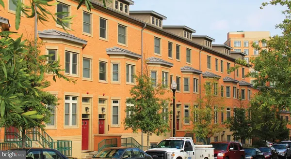 $1,399,000 | 2239 Fairfax Drive, Arlington, VA 22201