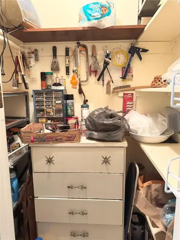 $129,000 | 900 Atlantic Shores Boulevard, Unit 220, Hallandale Beach, FL 33009