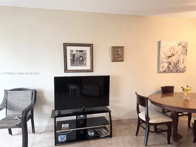 $129,000 | 900 Atlantic Shores Boulevard, Unit 220, Hallandale Beach, FL 33009