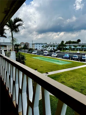 $129,000 | 900 Atlantic Shores Boulevard, Unit 220, Hallandale Beach, FL 33009