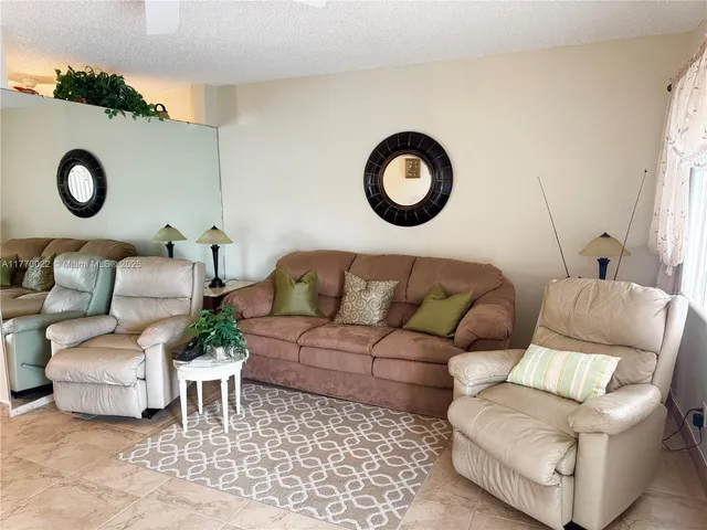 $129,000 | 900 Atlantic Shores Boulevard, Unit 220, Hallandale Beach, FL 33009