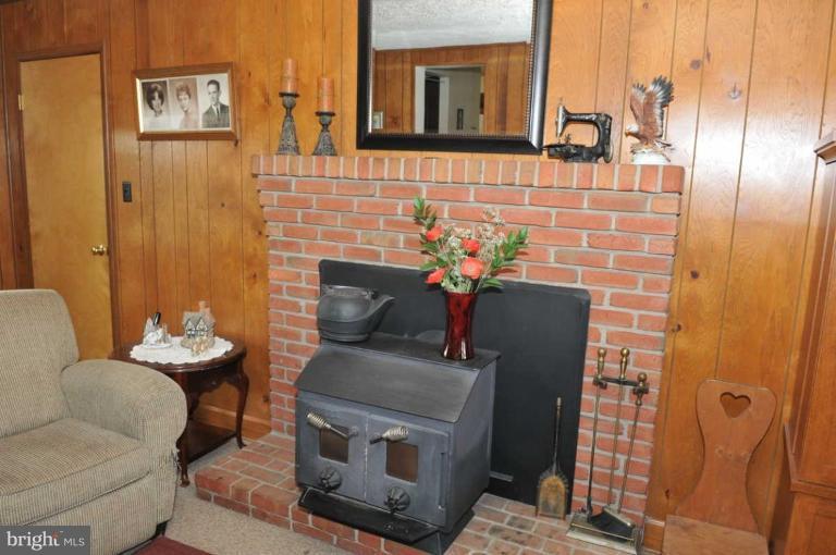 11401 Hill Road Keymar, MD 21757 - Photo 7 of 25 Family Room #2