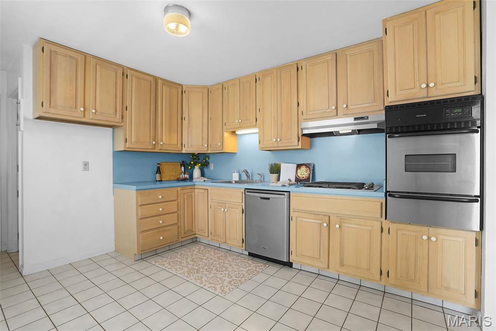 332 Providence Road Ballwin, MO 63011 - Photo 15 of 36