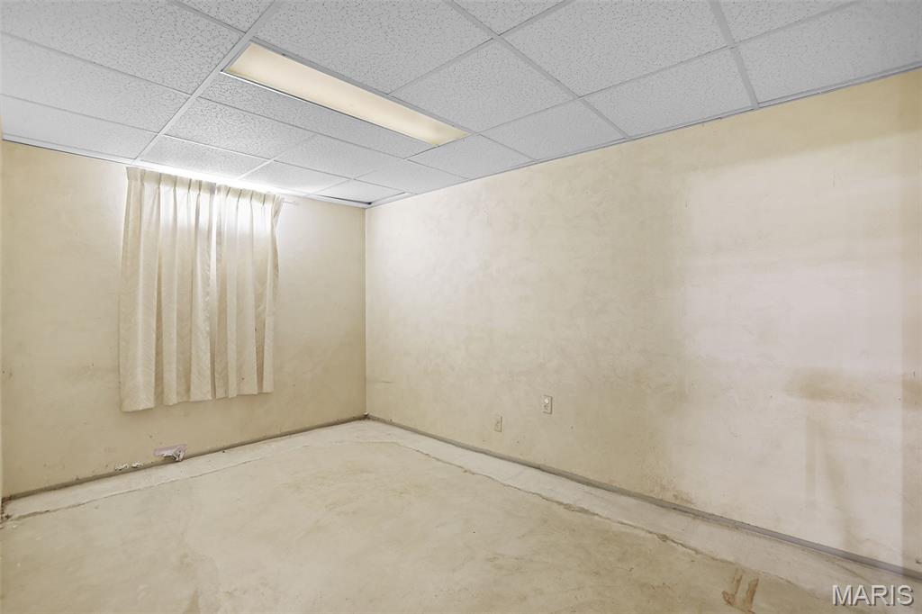 332 Providence Road Ballwin, MO 63011 - Photo 30 of 36