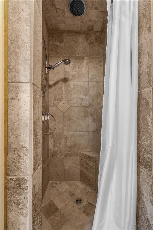 220 Annetta Road Willow Park, TX 76087 - Photo 14 of 40 a bathroom with a shower