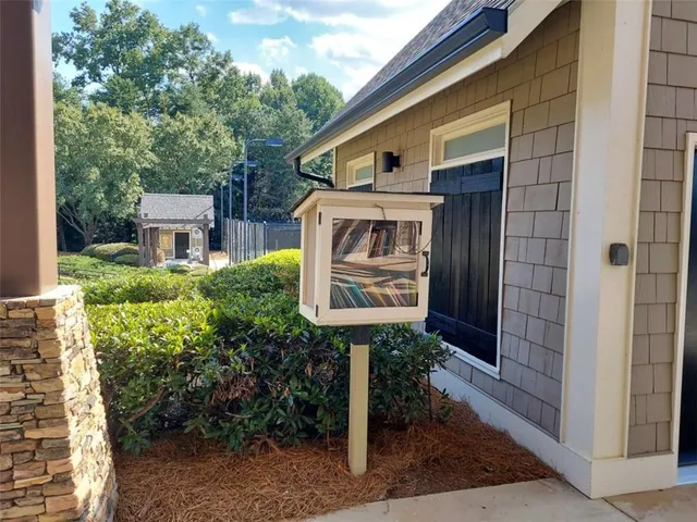 a view of a outdoor space